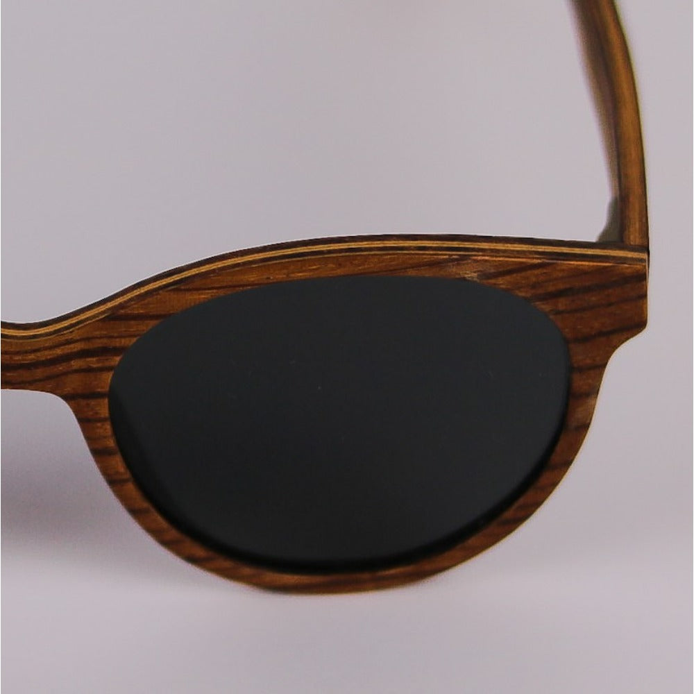 Zoom Detalle Montura y Lente Gafas de Sol polarizadas de madera ELLIOT FOX
